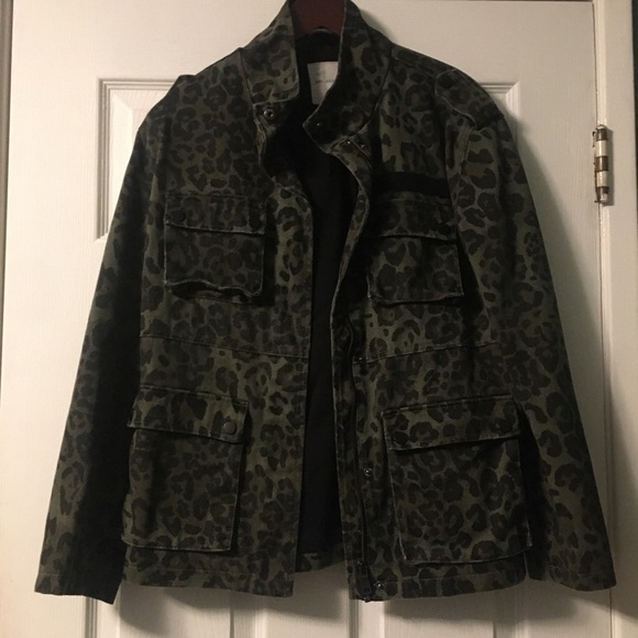 Avec Les Filles Olive Leopard Cotton Camo Cargo Jacket - Picture 7 of 16